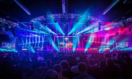 成就了他们 成就了他们