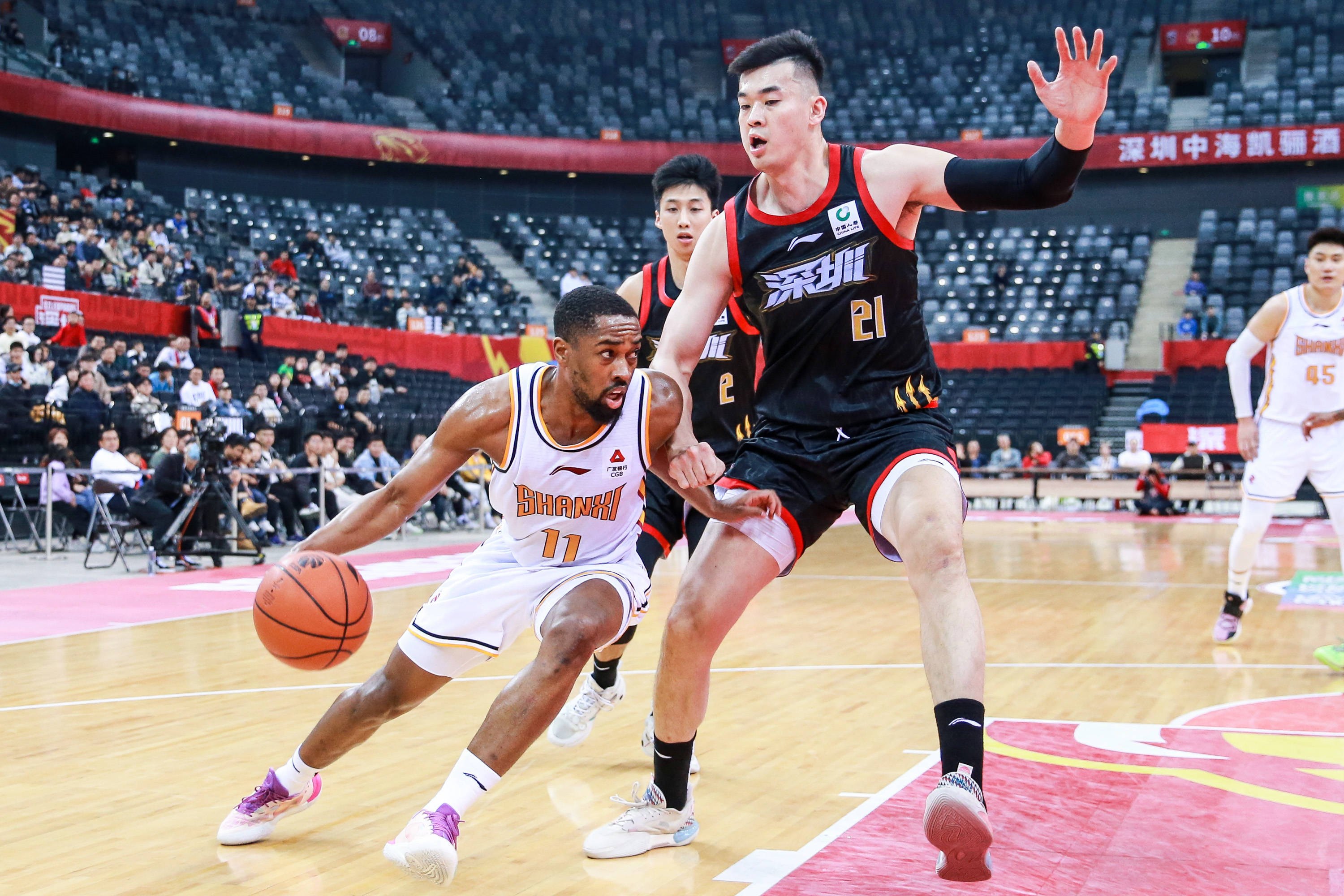 赛场上的每 赛场上的每