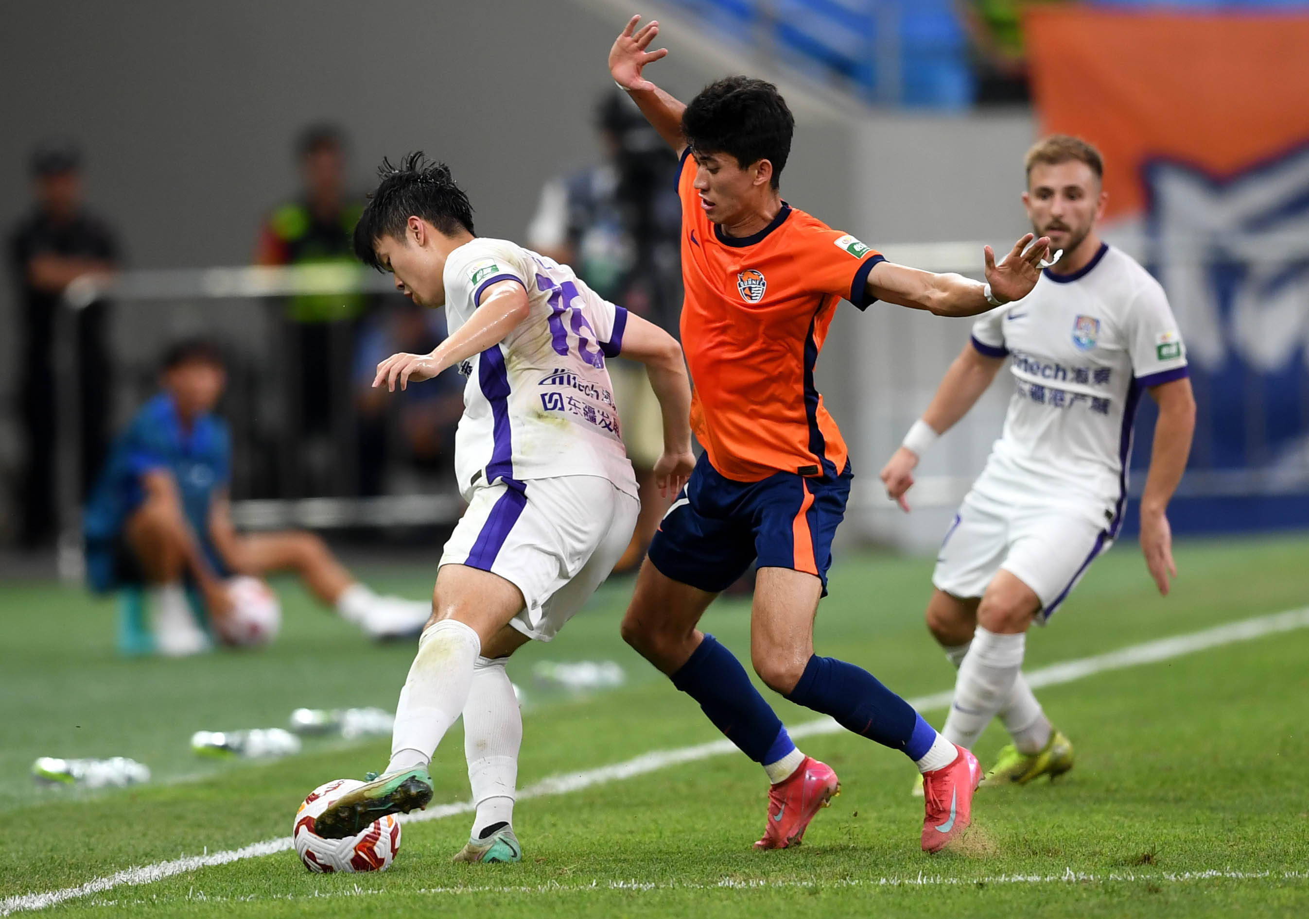 恩德里克给 恩德里克给