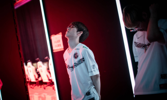 同时保持干 同时保持干